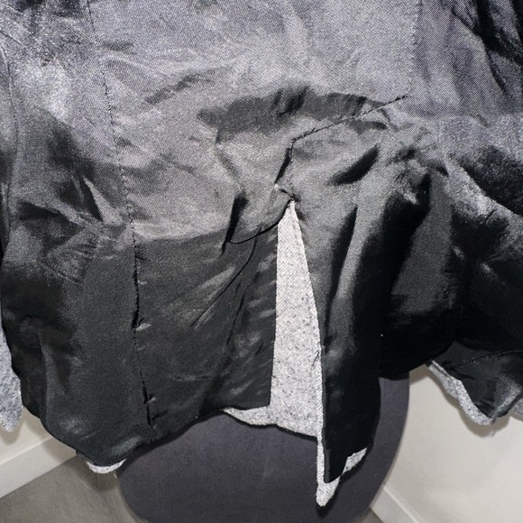 Barney's New‎ York Women's Grey Wool Blazer Bottom Up Size 40 Made In Italy - Picture 8 of 13